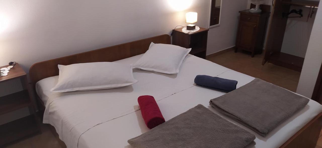 Apartments Ivka โอมิช ภายนอก รูปภาพ