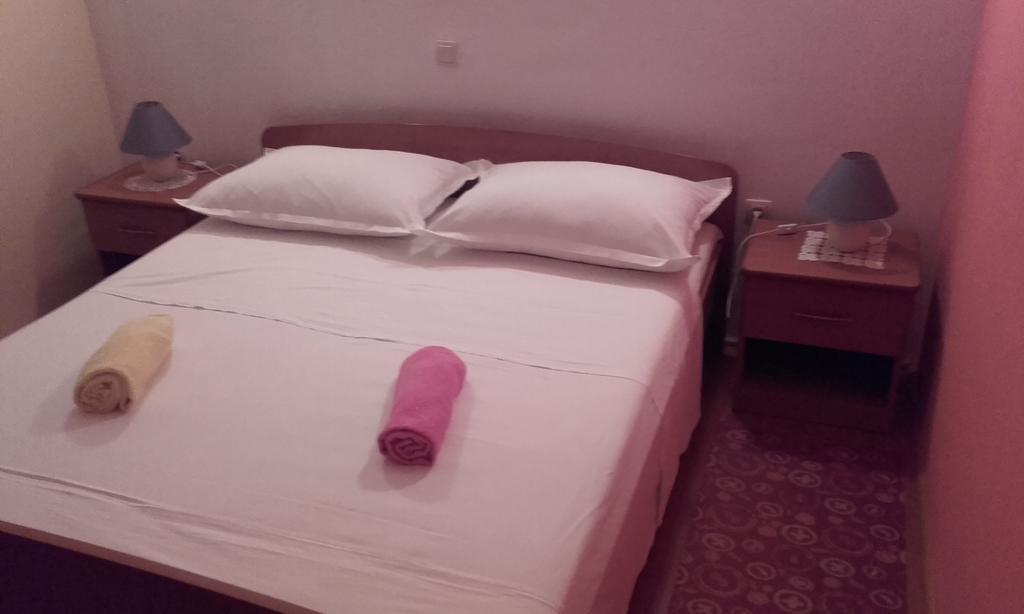 Apartments Ivka โอมิช ภายนอก รูปภาพ